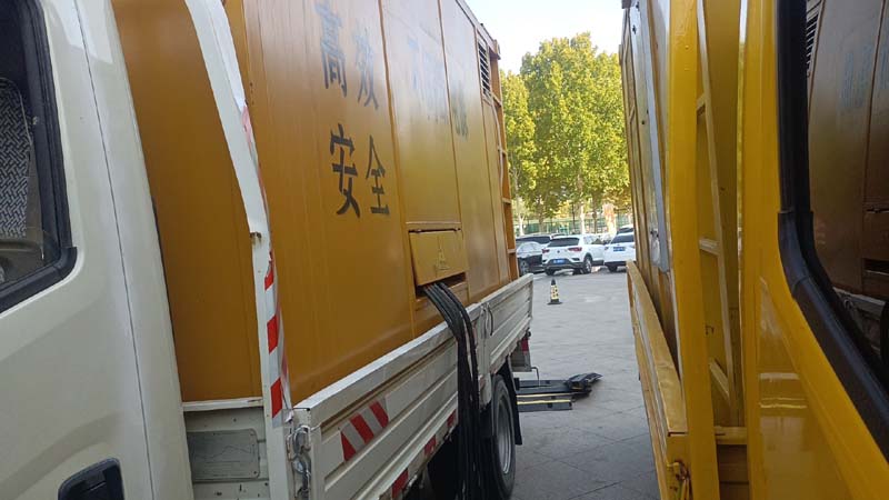 周至如何判断柴油发电机组和UPS电源的切换时间是否符合要求？